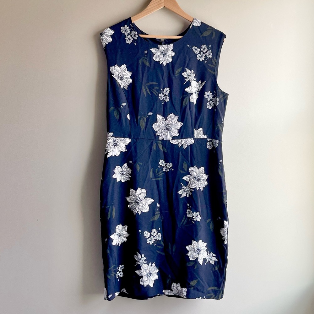 Banana Republic Black Floral Sleeveless Casual Dress